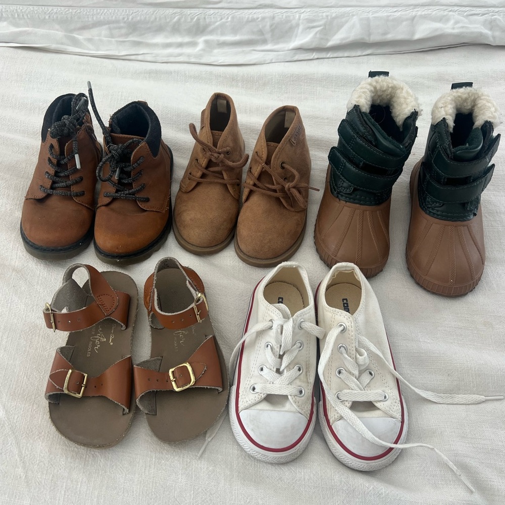 Lot of name brand toddler shoes